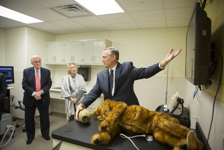 Vet Students Train with Simulators in New Lab at Cornell University